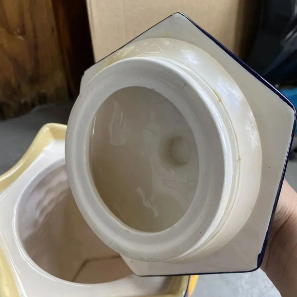 VTG Biscotti Cookie Jar Hand Painted Nonni's Dark Blue Fruit Ceramic Kitchen - Picture 11 of 11